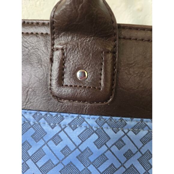 Tommy Hilfiger Monogram Tote Bag Brown Leather & Blue Pattern 13"x13"x4.5" - Picture 8 of 13